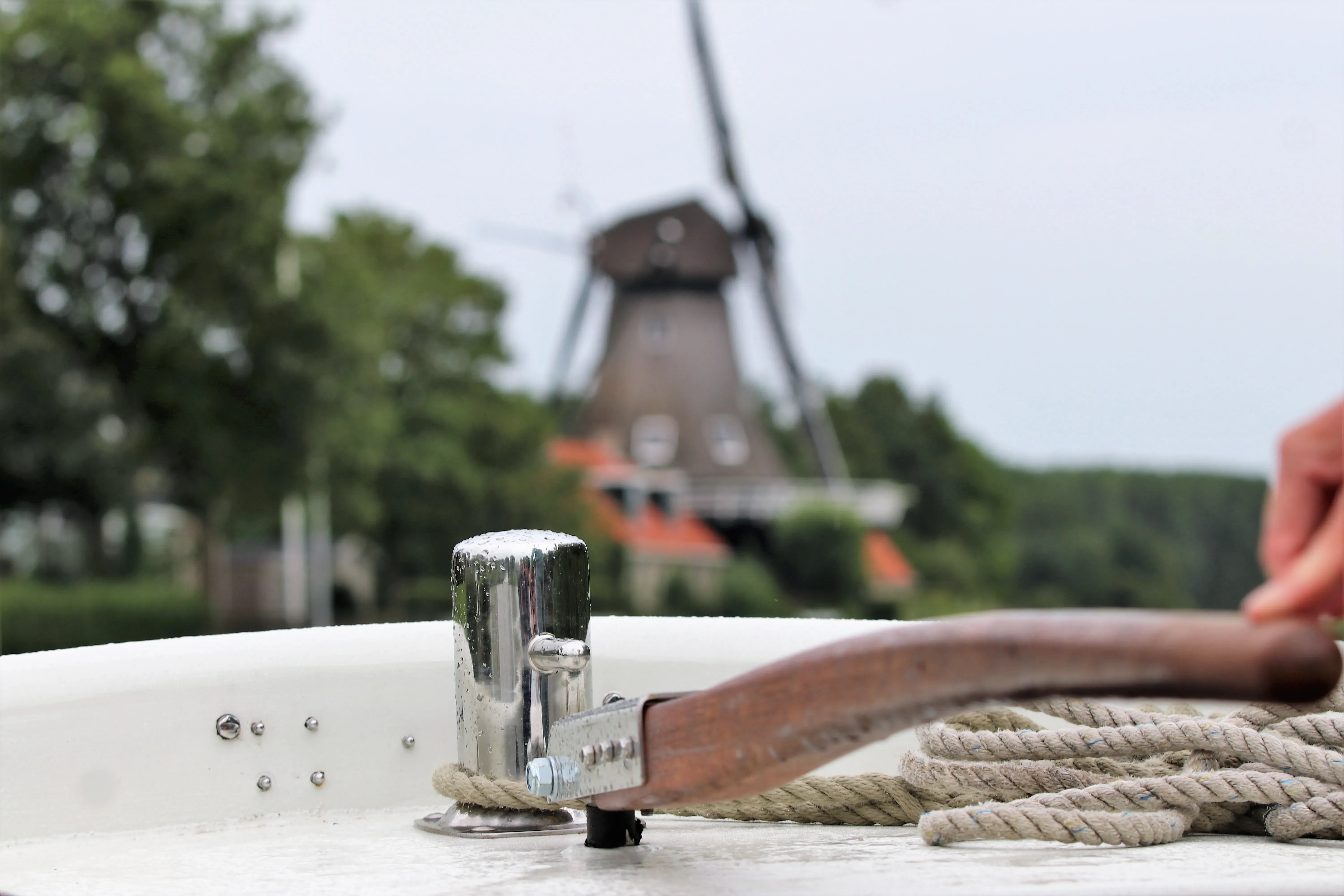 Sloep huren in waterland van Friesland.